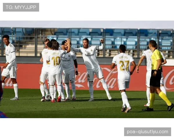 拉莫斯与马塞洛的边后卫角色分化：进攻参与度与防守职责的失衡趋势